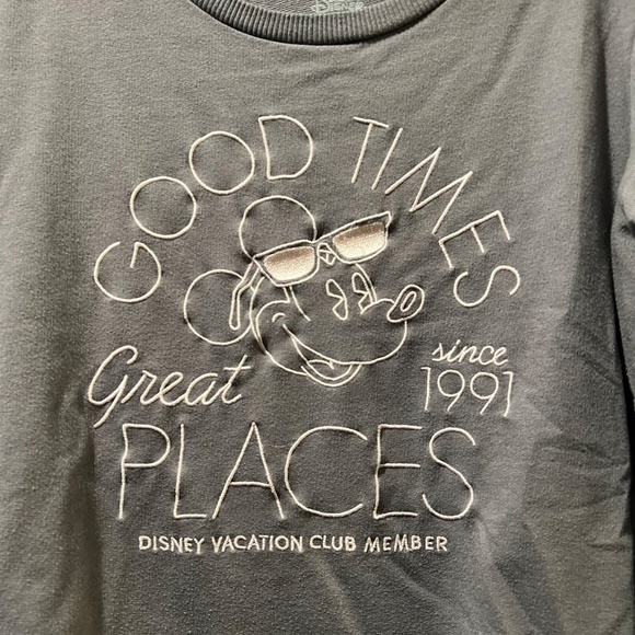 Disney Vacation Club DVC Owner Embroidered Gray Pink Sweatshir - Picture 2 of 5